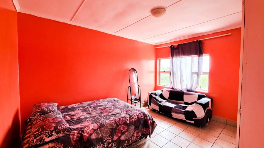 2 Bedroom Property for Sale in Quigney Eastern Cape